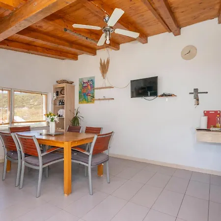 Cozy In With Wifi Lägenhet Pucisca