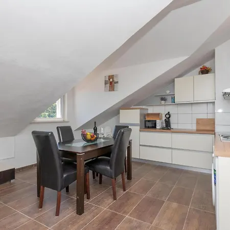 Lägenhet Cozy In With Wifi *