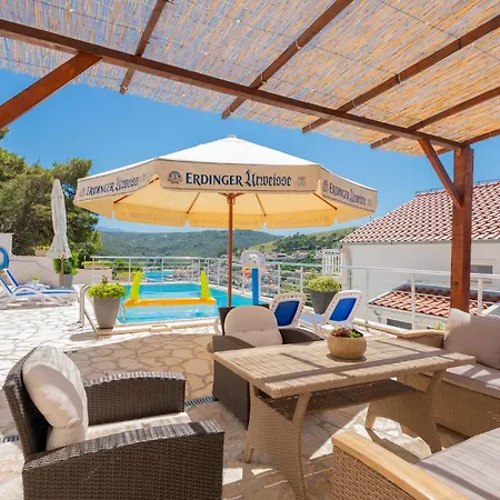 Cozy In With Wifi Lägenhet