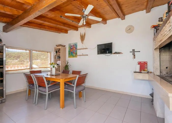 Cozy In With Wifi Apartamento Pucisca