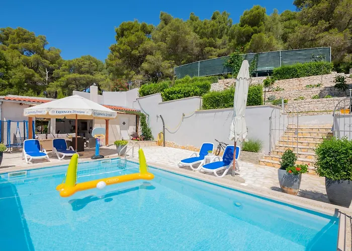 Apartamento Cozy In With Wifi Pucisca