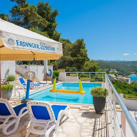 Apartamento 2 Bedroom Stunning In Pucisca